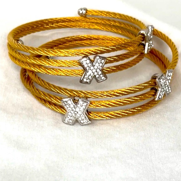 BNWOT Gold Bangles - Picture 3 of 12